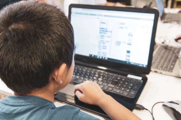 Learning Scratch Programming for Kids